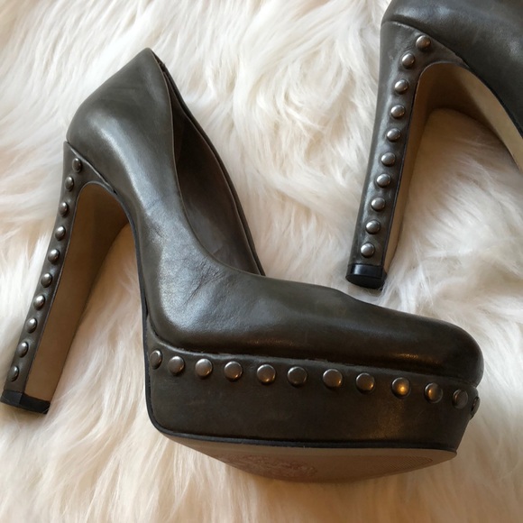 NWOT Vince Camuto Studded Green Platform Heels - Picture 3 of 7